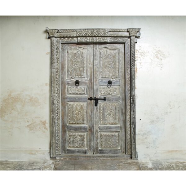 PUERTA ANTIGUA MADERA RECICLADA145x17x225 cms